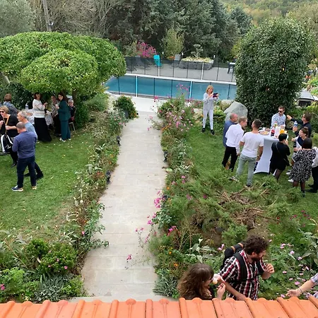 בית נופש De Lucat *